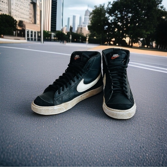 Nike Blazer Mid 77 Black Leather High Top Sneakers Mens 5.5 Lace Up Trainers - Picture 2 of 8